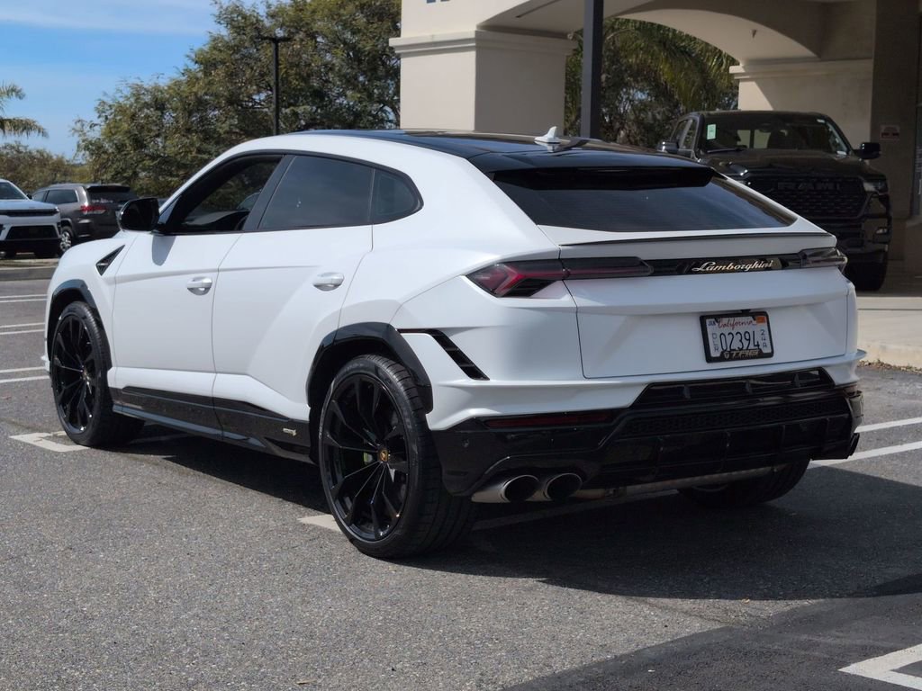 Used 2023 Lamborghini Urus S image 7