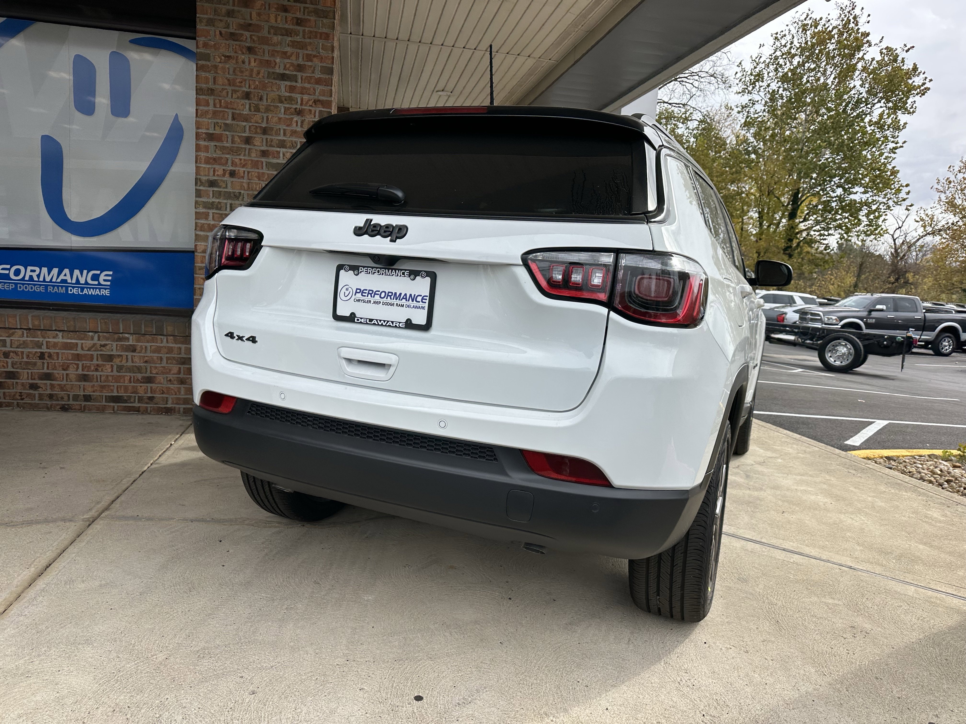 New 2026 Jeep Compass Limited image 16