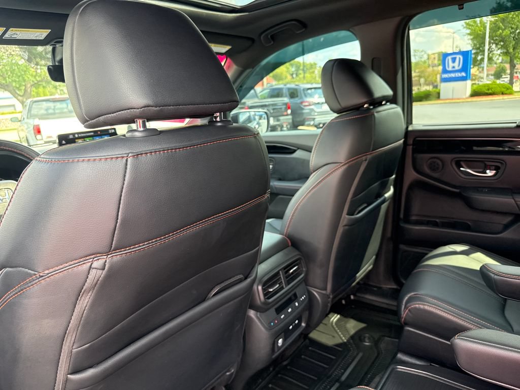 Used 2024 Honda Pilot TrailSport image 22