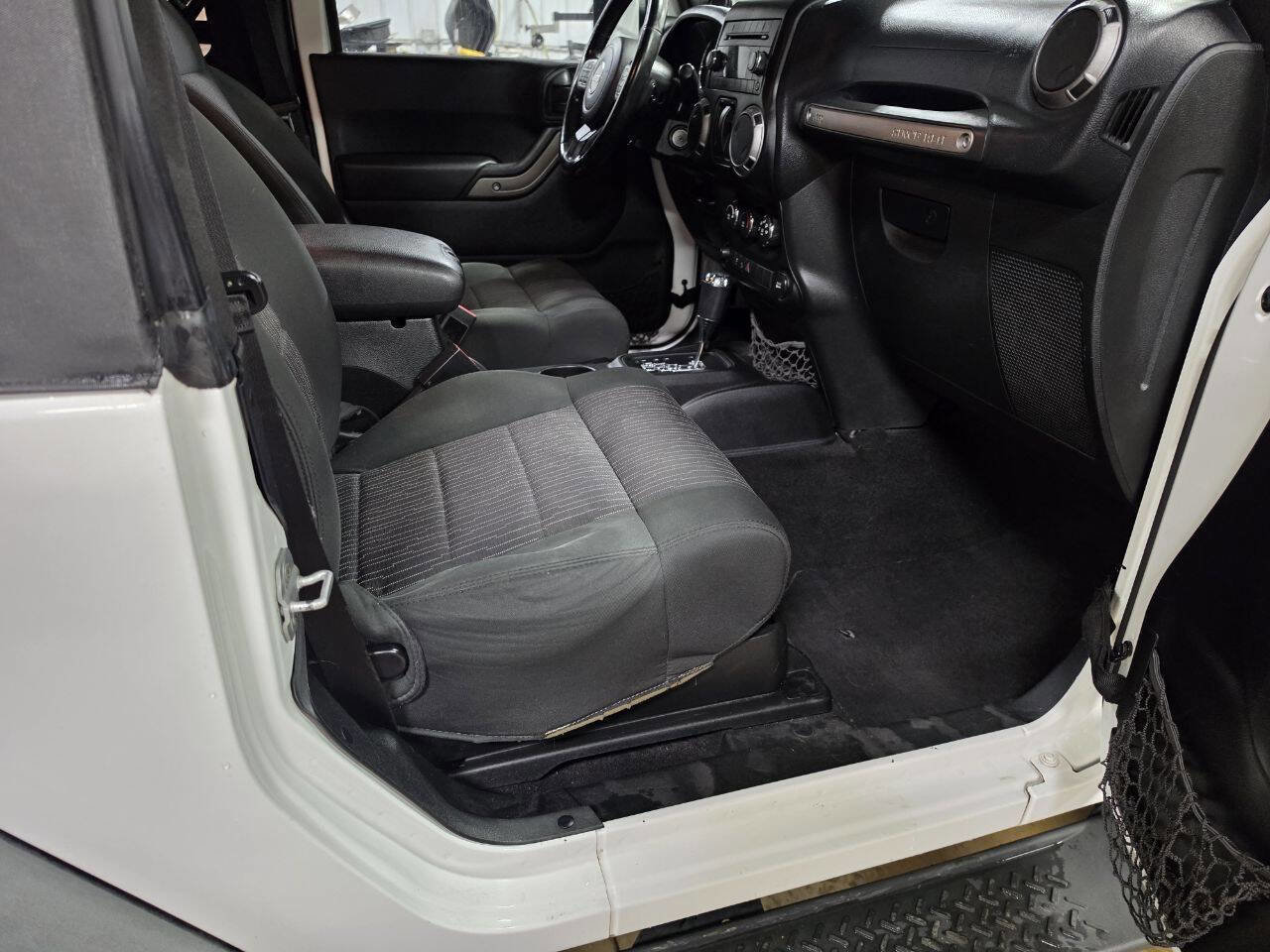 Used 2012 Jeep Wrangler Sport AWD/4WD image 16