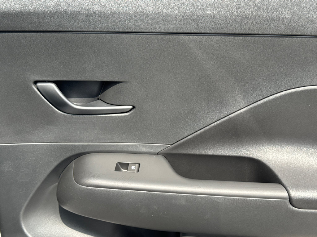 New 2027 Hyundai Kona SEL Sport FWD image 18