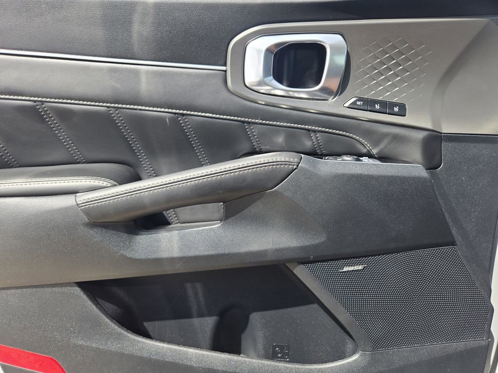 Certified 2023 Kia Sorento SX AWD/4WD image 23