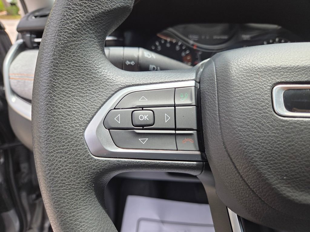 Certified 2022 Jeep Compass Sport image 27