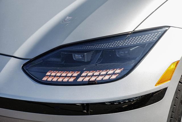 Certified 2025 Hyundai Ioniq 6 SEL image 8