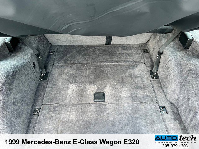 Used 1999 Mercedes-Benz E 320 Wagon image 10