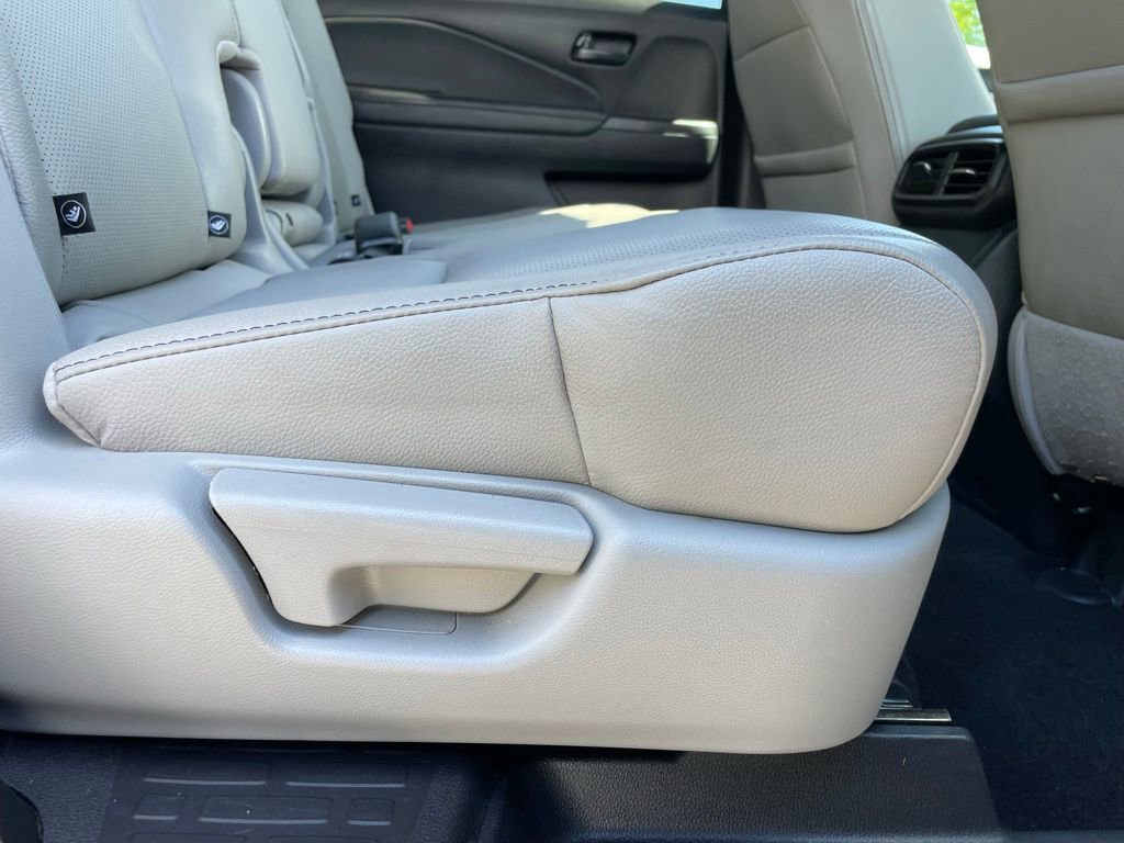 Certified 2024 Honda Passport EX-L image 36