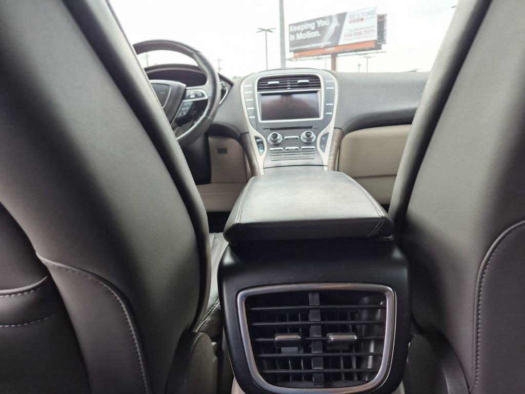 Used 2020 Lincoln Nautilus Reserve w/ Cargo Utility Package image 13