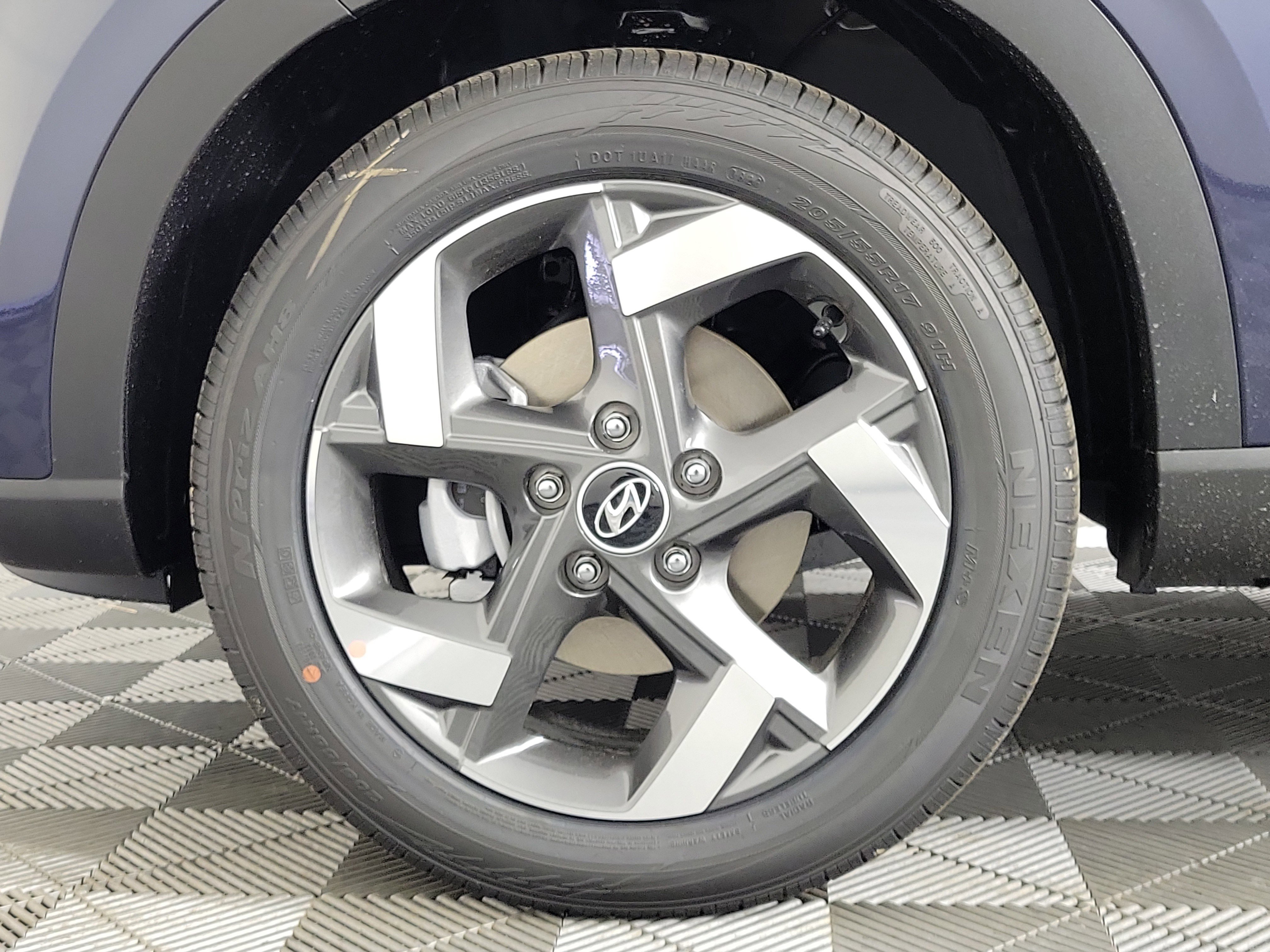 New 2026 Hyundai Venue SEL FWD image 35