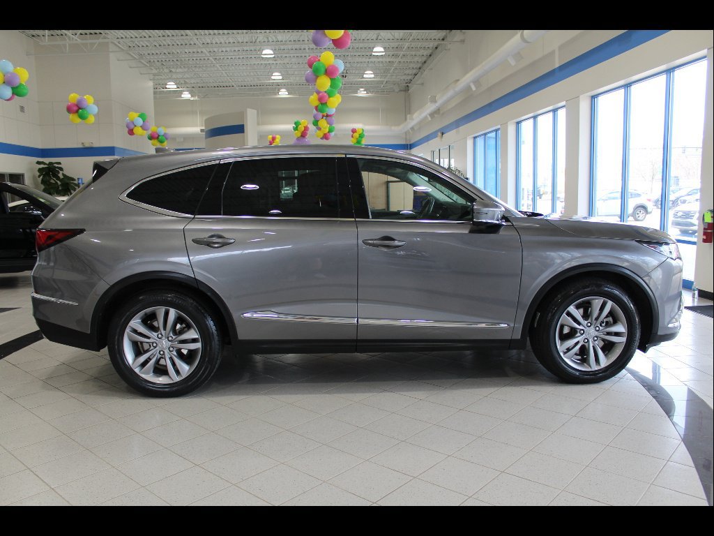 Used 2023 Acura MDX SH-AWD image 4