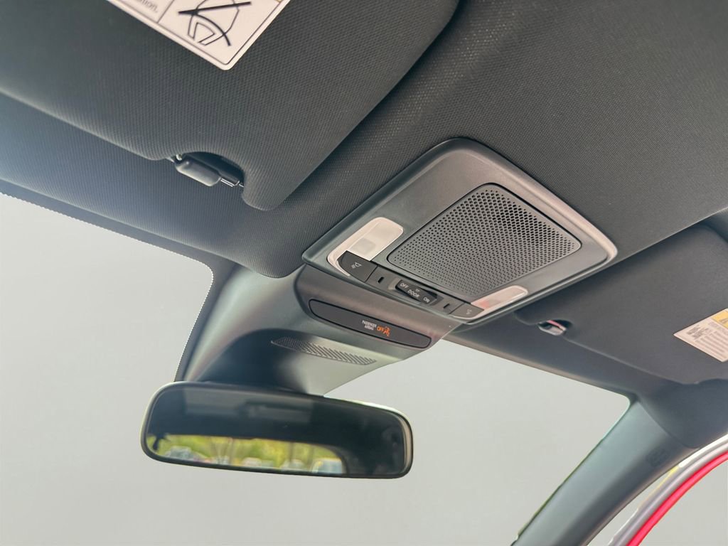 Certified 2025 Honda HR-V Sport image 22