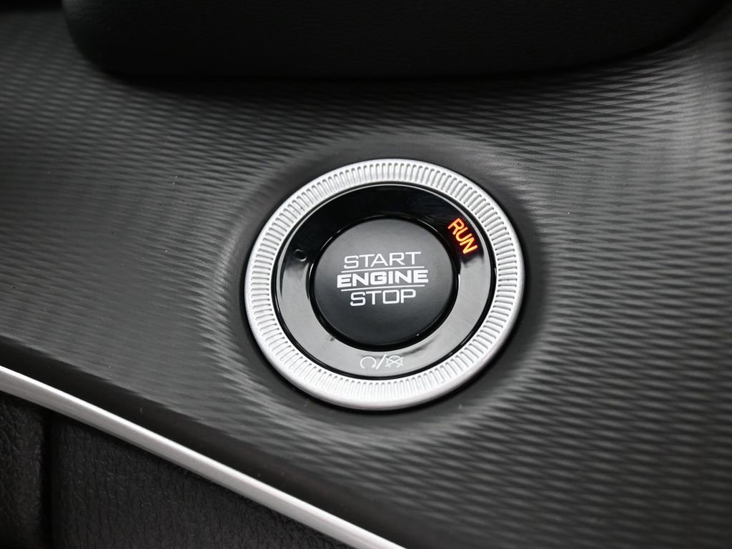 New 2025 Jeep Grand Cherokee Laredo image 26