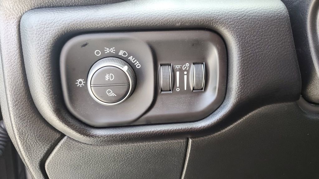 New 2025 RAM 2500 Rebel w/ Rebel Level 1 Equipment Group image 24