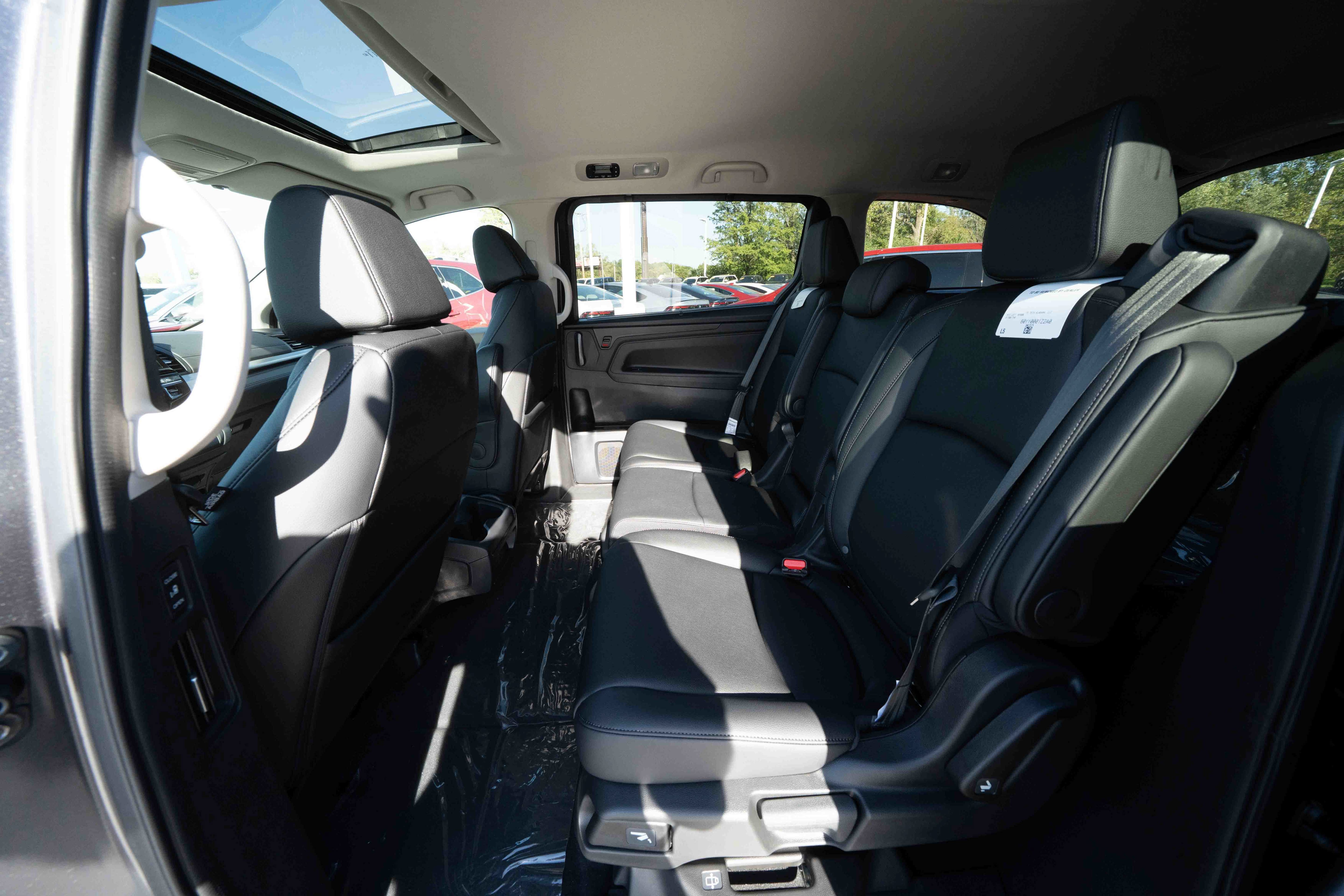 New 2027 Honda Odyssey EX-L image 23
