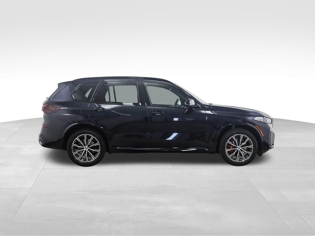 New 2026 BMW X5 xDrive40i w/ M Sport Package image 6