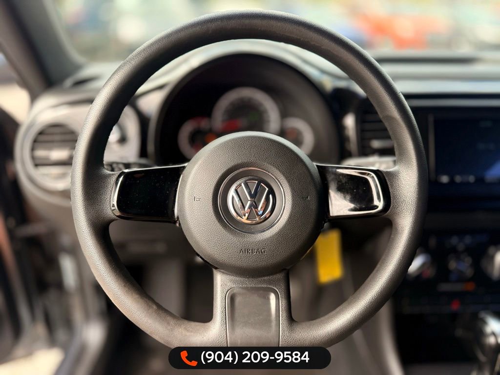 Used 2014 Volkswagen Beetle 2.5 image 12