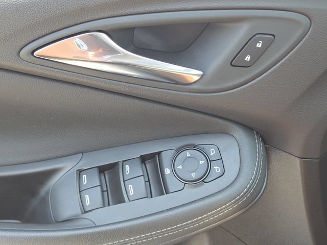 Used 2023 Buick Encore GX Preferred FWD image 21