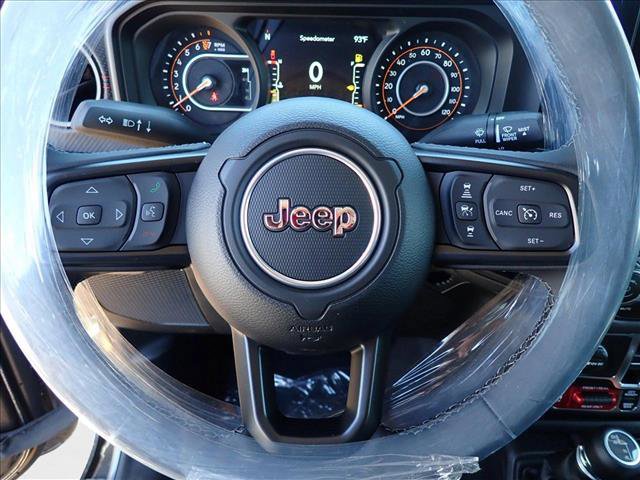 New 2025 Jeep Gladiator Rubicon w/ Safety Group image 11