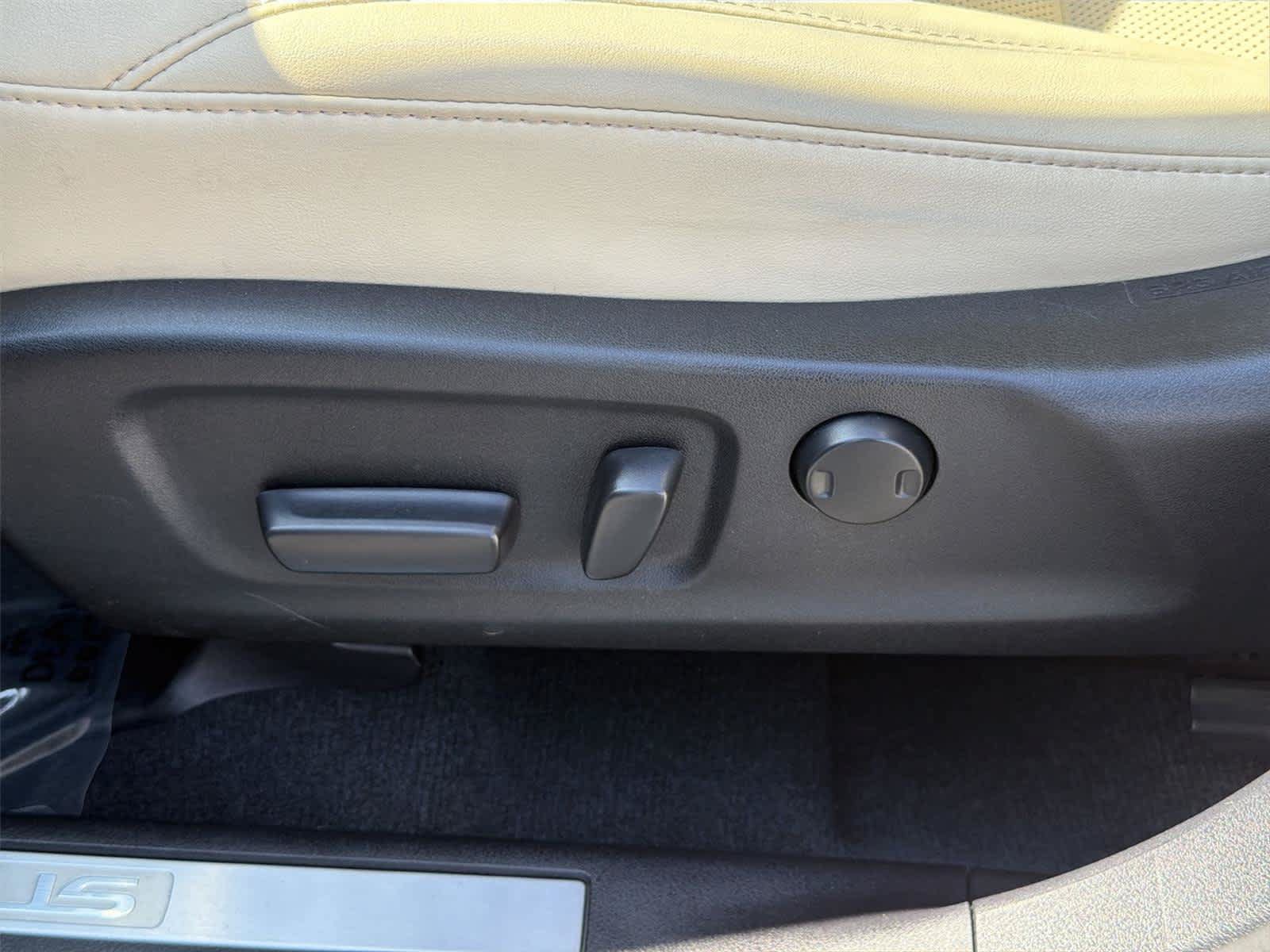 Used 2021 Lexus RX 350 FWD w/ Accessory Package image 23