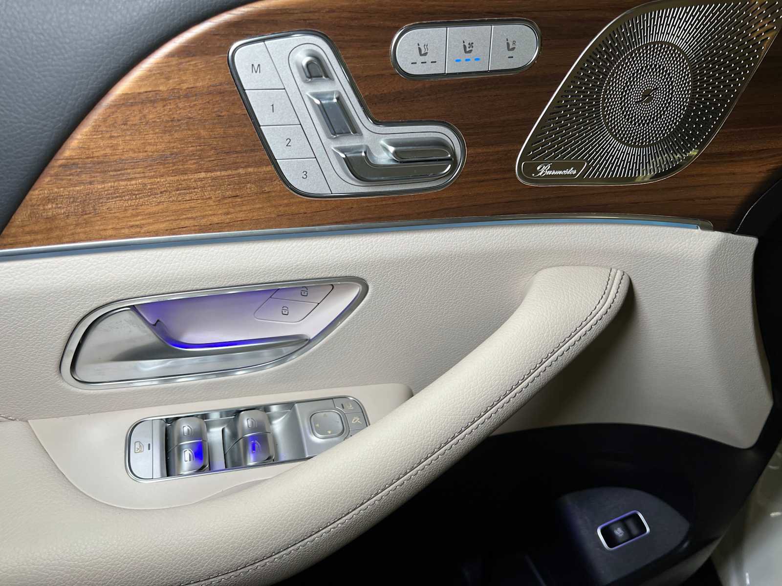 Used 2025 Mercedes-Benz GLE 450 4MATIC image 23