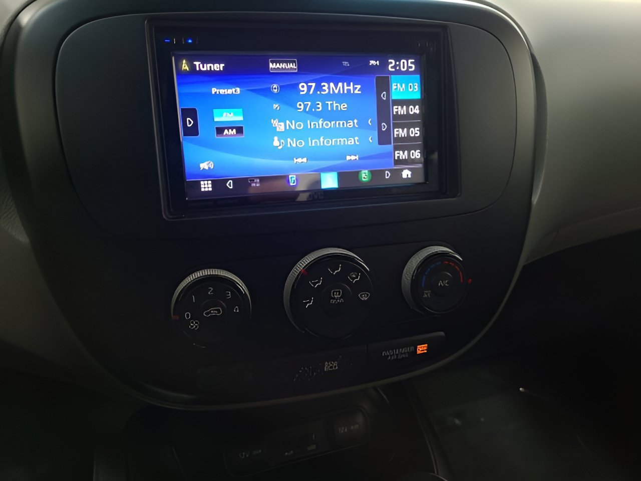 Used 2014 Kia Soul + FWD image 26