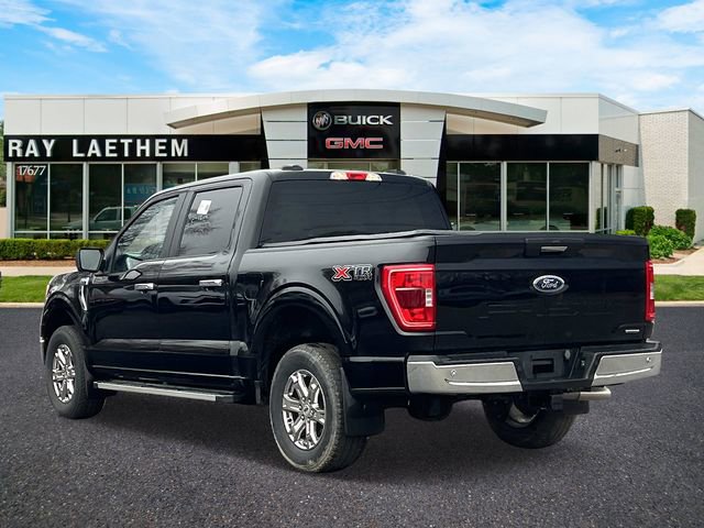 Used 2023 Ford F150 XLT w/ XTR Package image 3