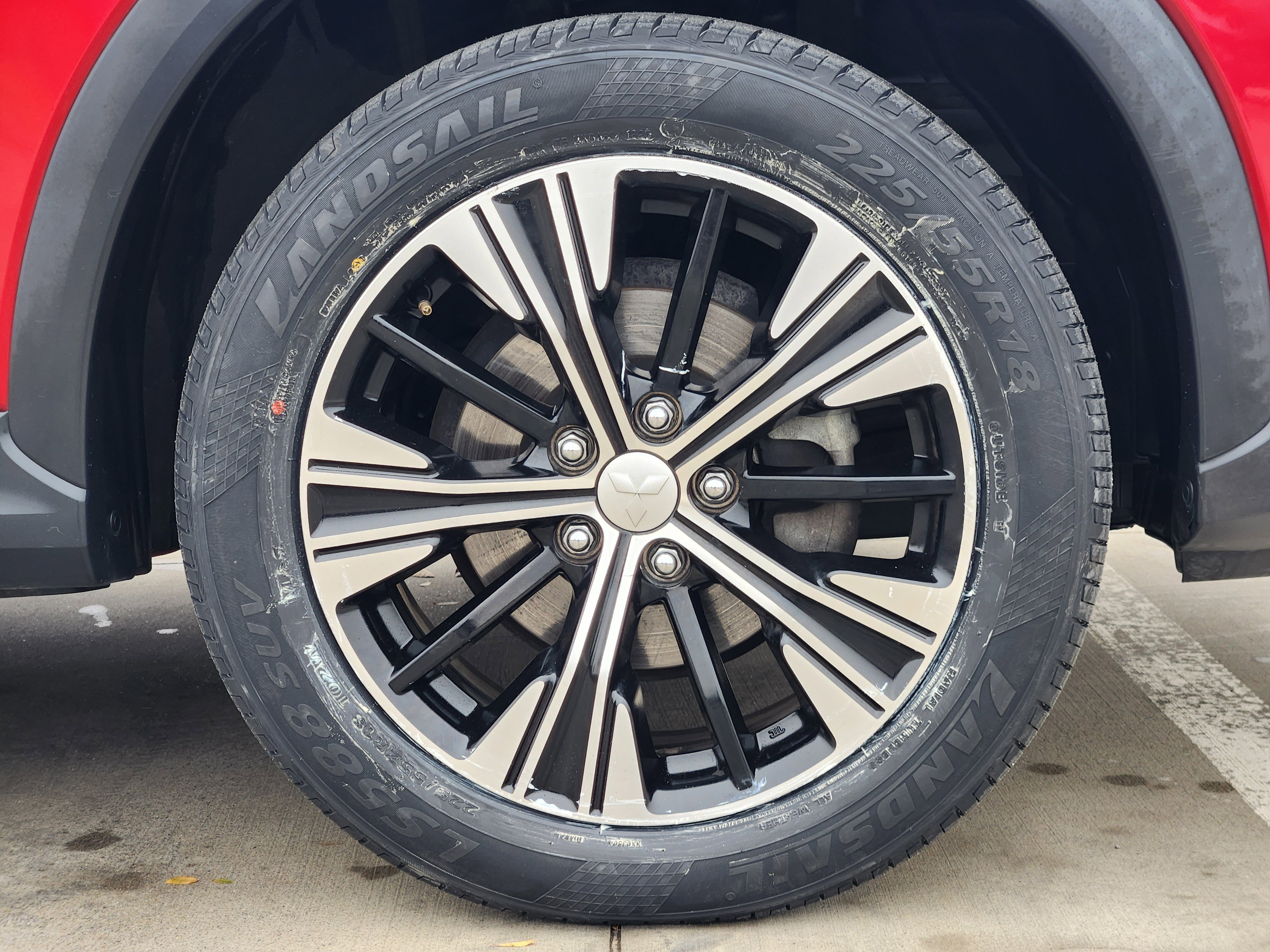 Used 2018 Mitsubishi Eclipse Cross SEL image 11