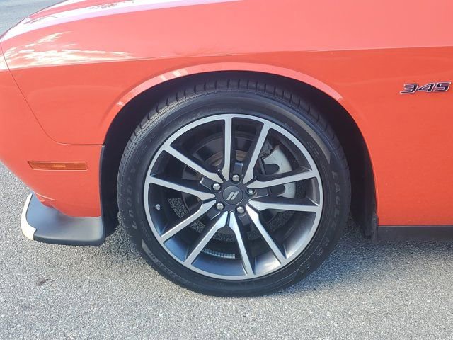 Used 2023 Dodge Challenger R/T w/ Plus Package image 9