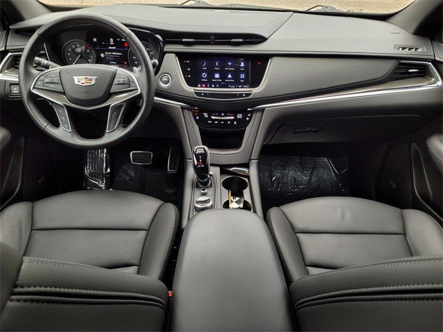 Certified 2022 Cadillac XT5 Sportv w/ LPO, ONYX Package image 10