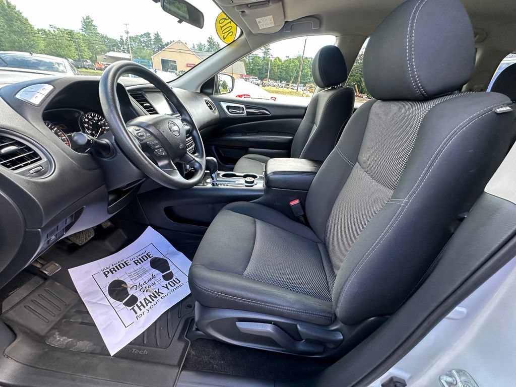 Used 2018 Nissan Pathfinder S AWD/4WD image 24