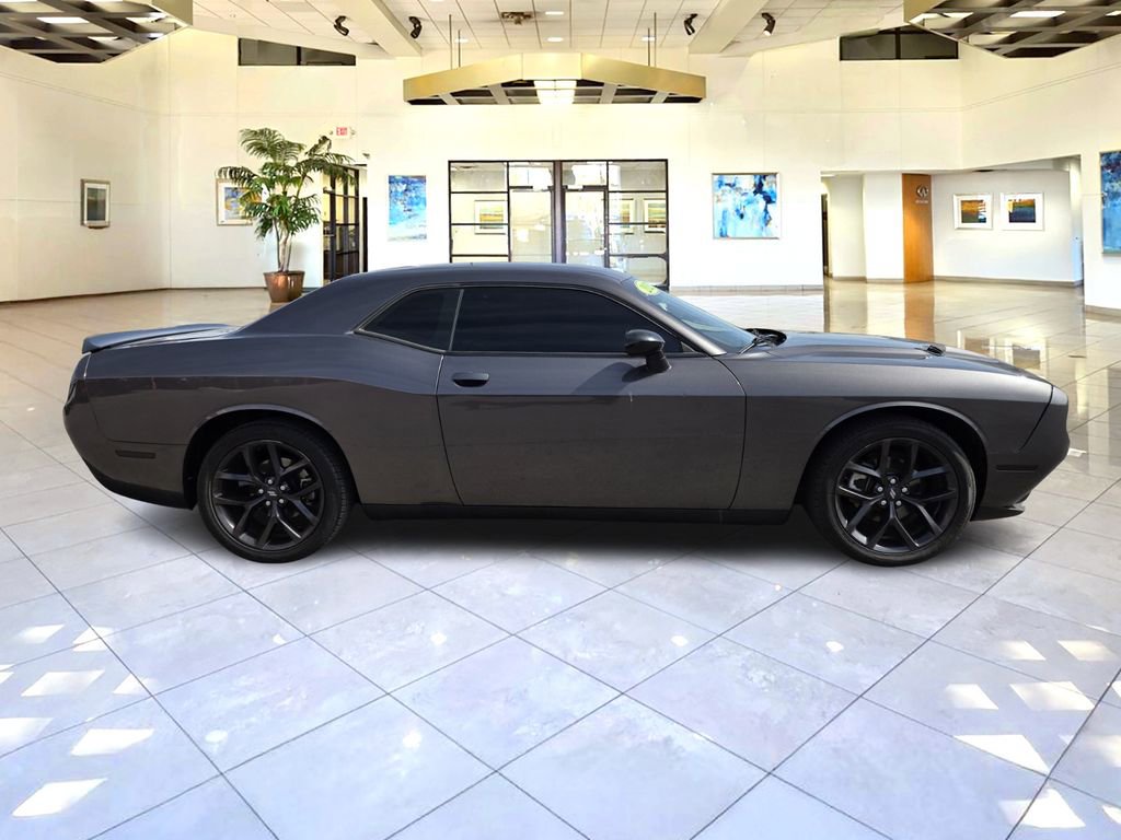 Used 2021 Dodge Challenger SXT w/ Blacktop Package image 8