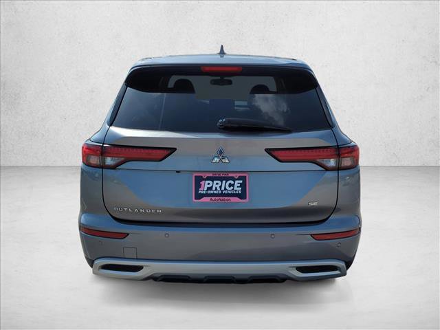Used 2023 Mitsubishi Outlander SE FWD image 5
