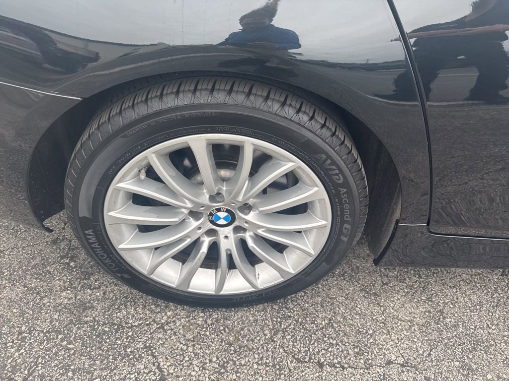 Used 2015 BMW 528i xDrive Sedan AWD/4WD image 40