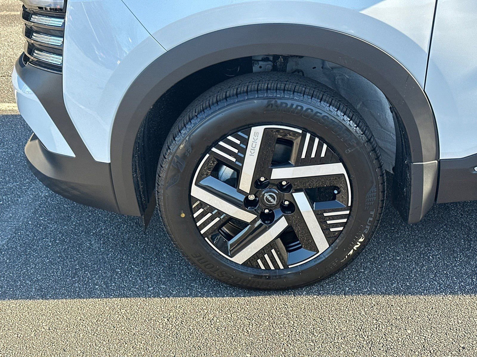 New 2026 Nissan Kicks SV w/ SV Premium Package image 11