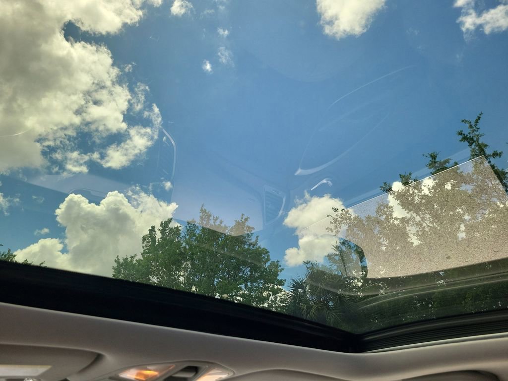 Used 2018 Hyundai Santa Fe Limited w/ Cargo Package image 20