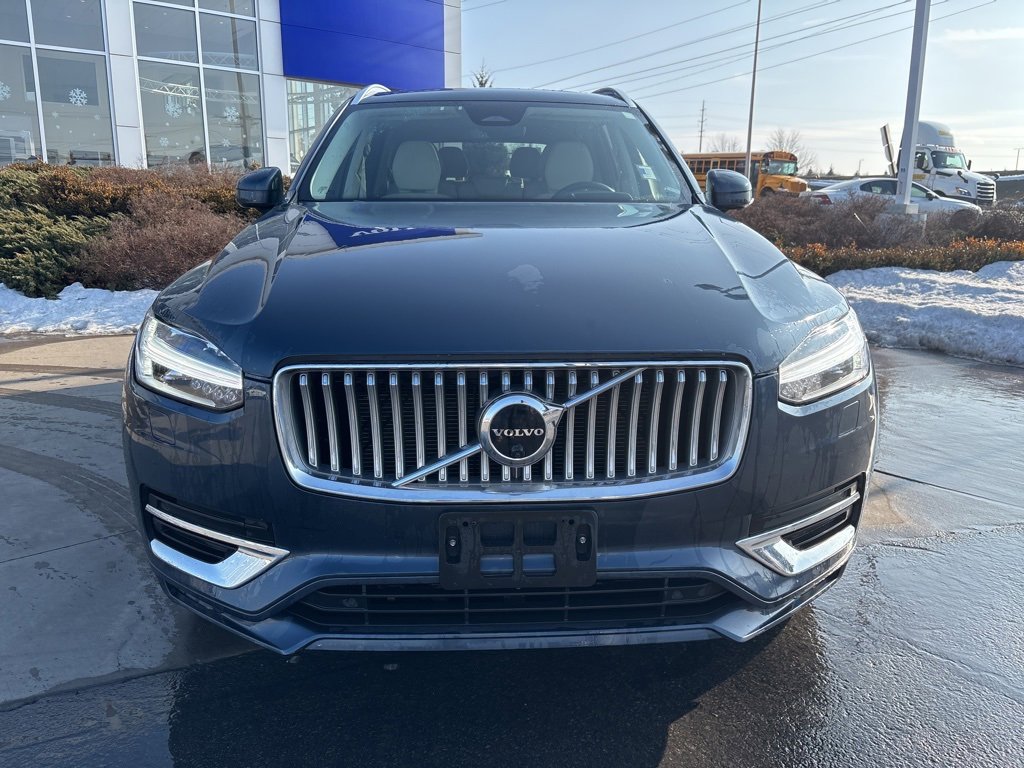 Certified 2023 Volvo XC90 B5 Plus image 3