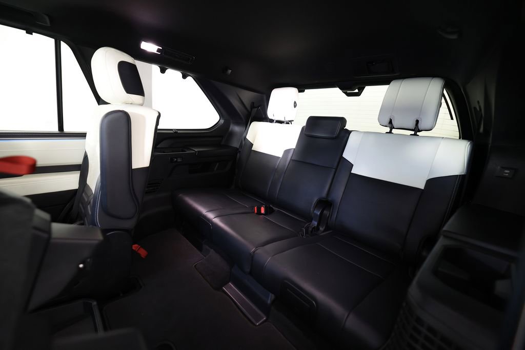 Used 2023 Toyota Sequoia Capstone image 19