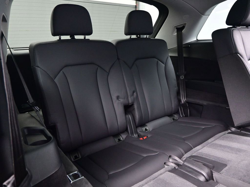 Used 2023 Audi Q7 3.0T Prestige w/ Prestige Package image 38