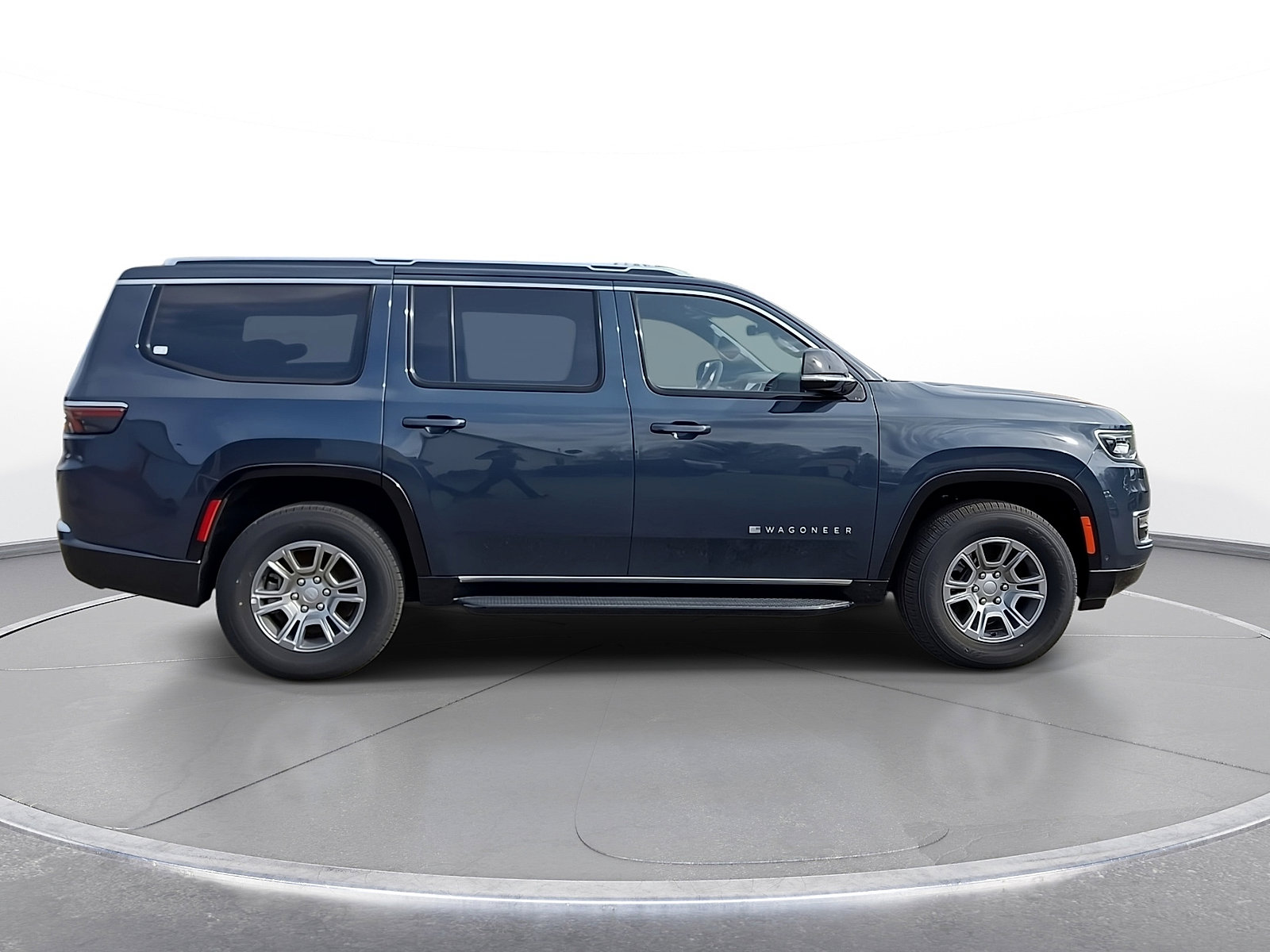 New 2024 Jeep Wagoneer 4WD w/ HD Trailer Tow Package image 9