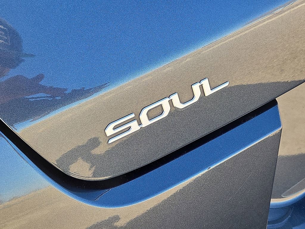 Used 2024 Kia Soul LX w/ Option Group 015 image 12