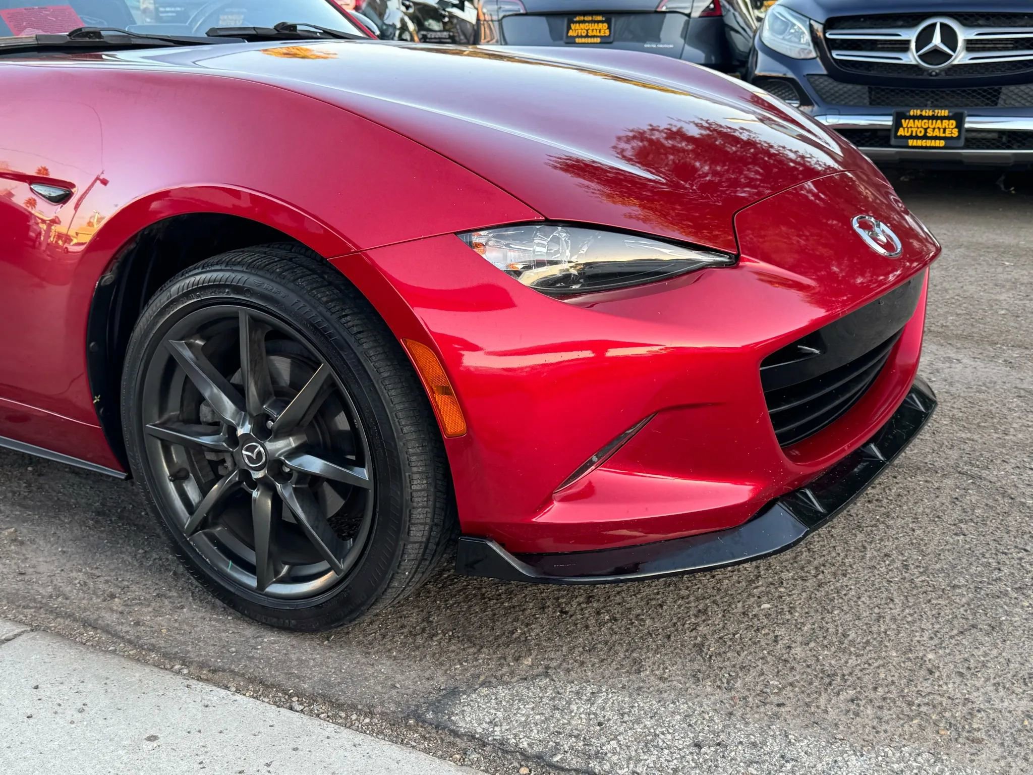 Used 2017 MAZDA MX-5 Miata RF Club image 4