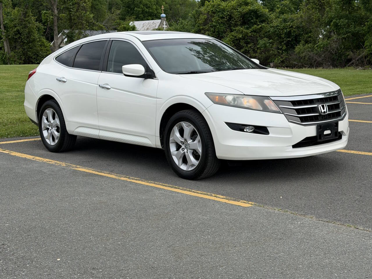 Used 2012 Honda Crosstour EX-L image 1