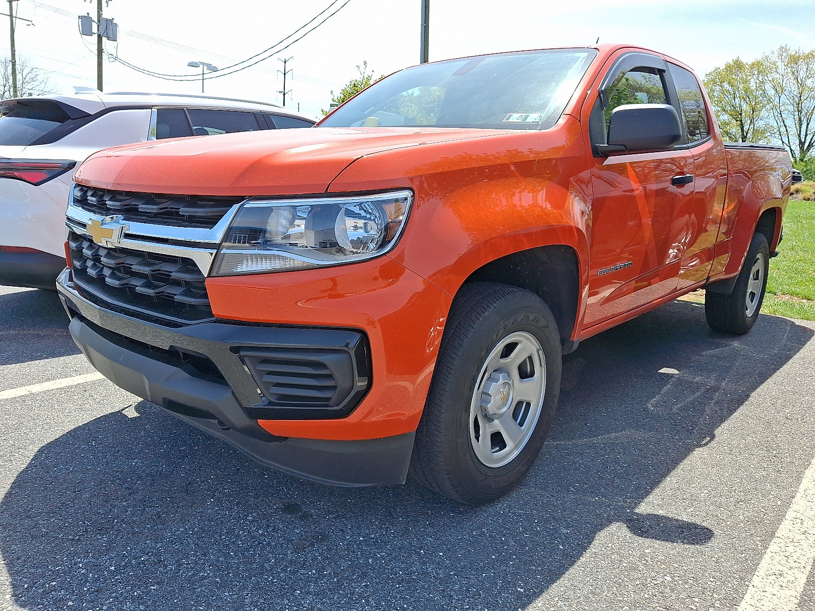 Used 2021 Chevrolet Colorado W/T AWD/4WD image 3