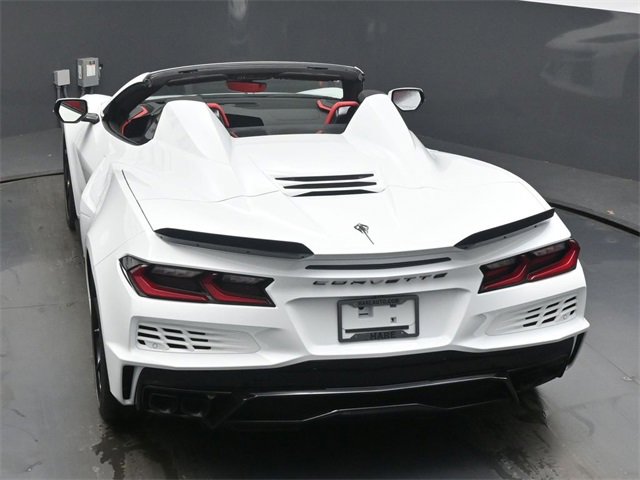 New 2026 Chevrolet Corvette E-Ray w/ Stealth Interior Trim Package image 36