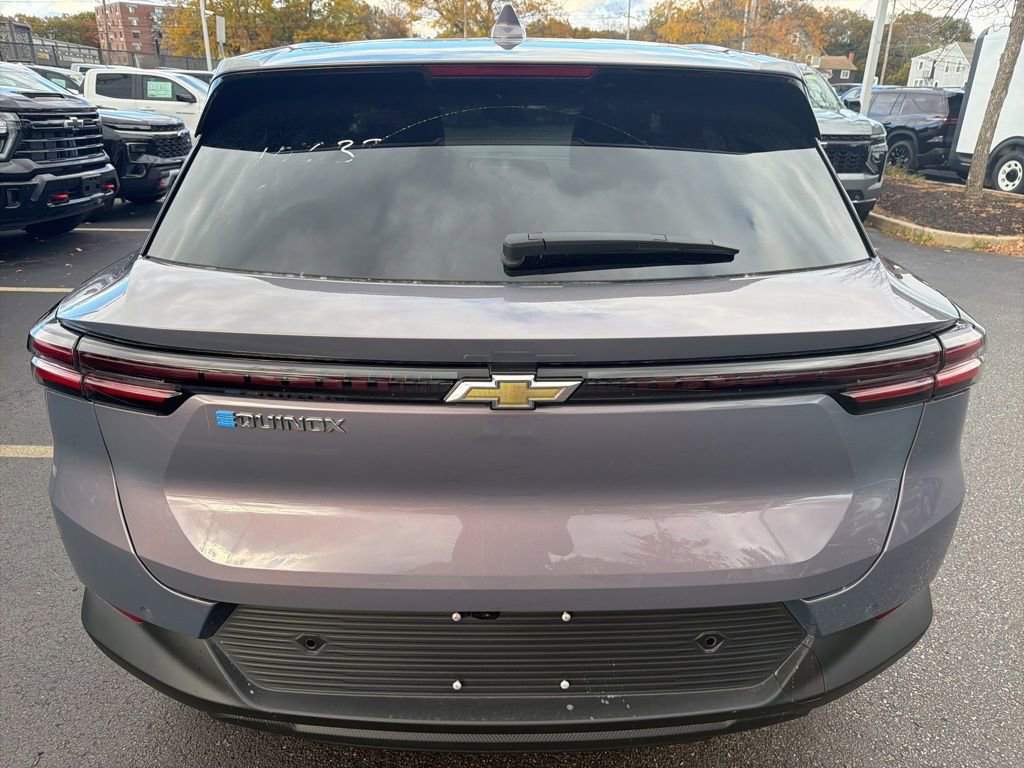 New 2026 Chevrolet Equinox EV LT image 4