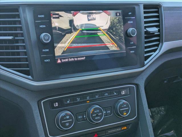 Used 2019 Volkswagen Atlas SE w/ Towing Package image 12