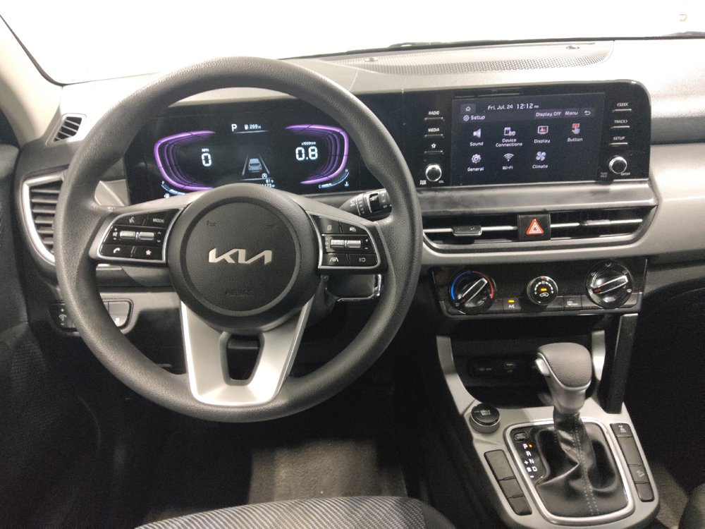 Used 2025 Kia Seltos LX AWD/4WD image 22