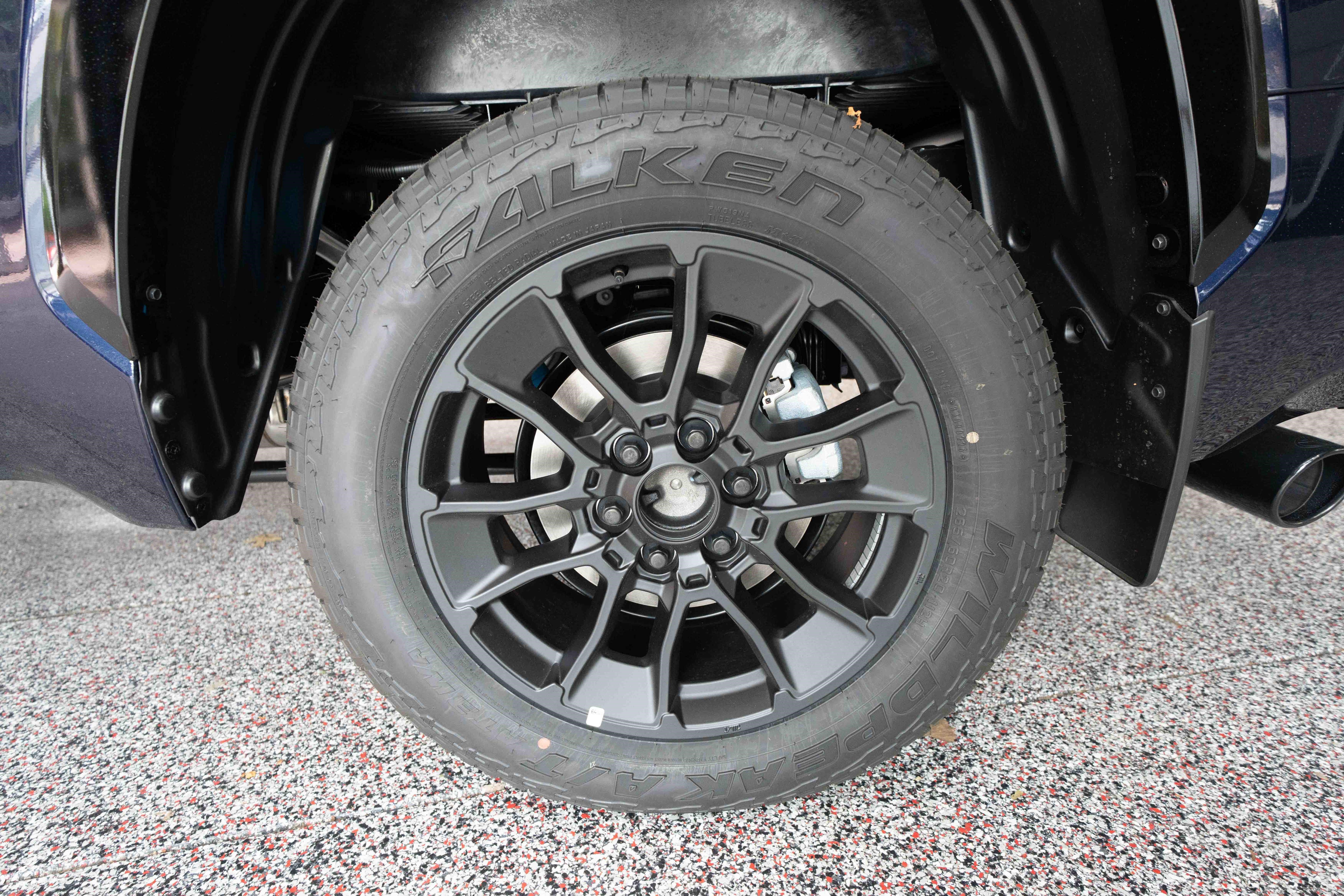 New 2026 Toyota Tundra Platinum w/ TRD Off-Road Package AWD/4WD image 28