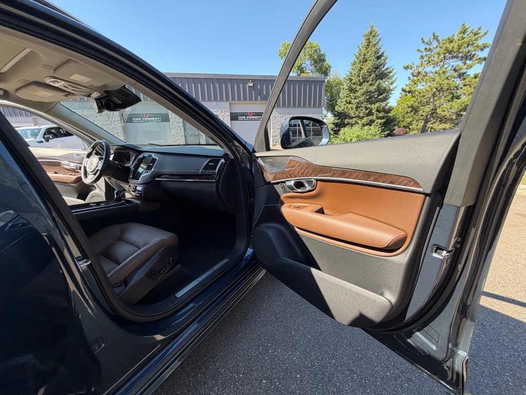Used 2019 Volvo XC90 T6 Momentum w/ Advanced Package AWD/4WD image 26