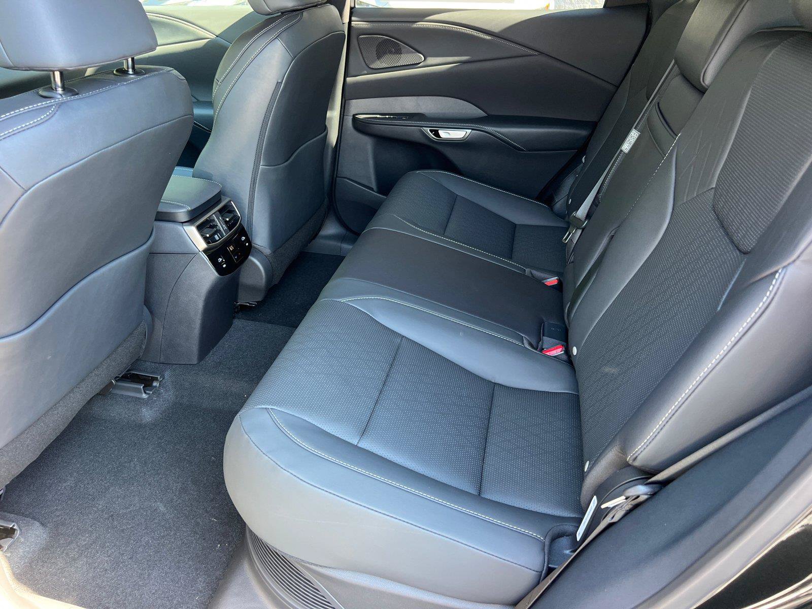 New 2026 Lexus RX 350h AWD/4WD image 14