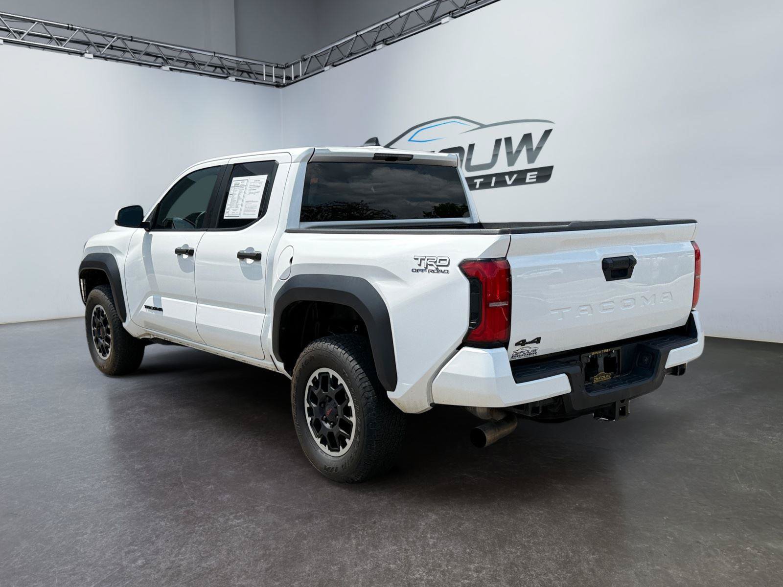 Used 2024 Toyota Tacoma TRD Off-Road AWD/4WD image 5